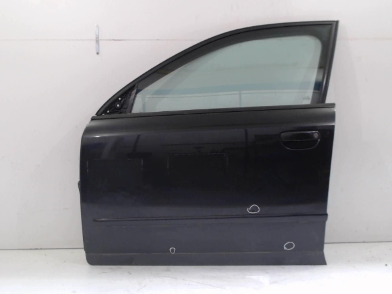 Porte avant gauche AUDI A4 2 PHASE 1 Diesel - 1
