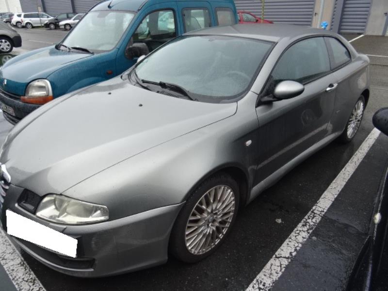 Compresseur clim ALFA ROMEO GT COUPE Diesel - 1