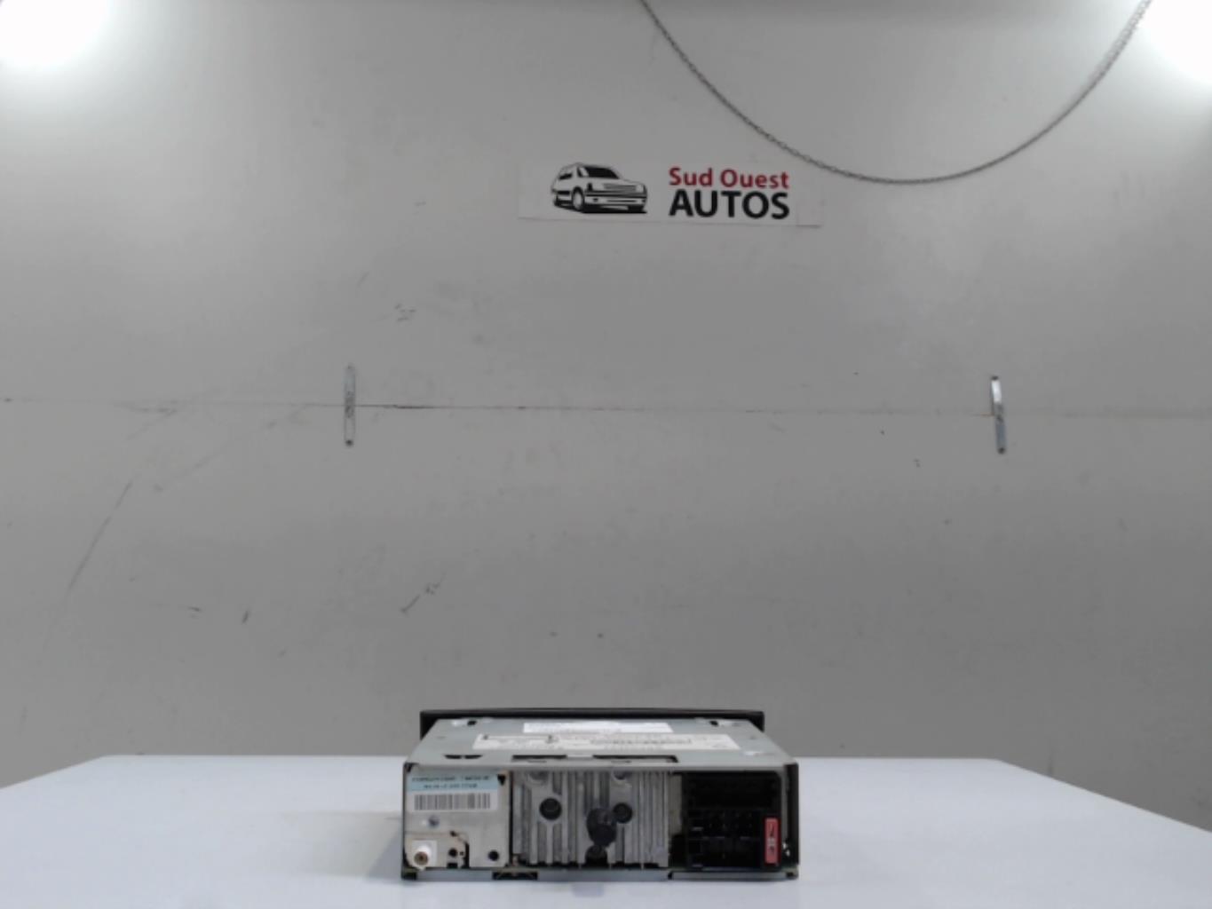 Autoradio d'origine RENAULT LAGUNA 2 PHASE 1 Diesel - 1