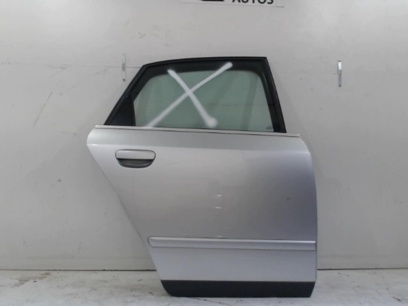 Porte arriere droit AUDI A4 2 PHASE 1 Diesel - 1
