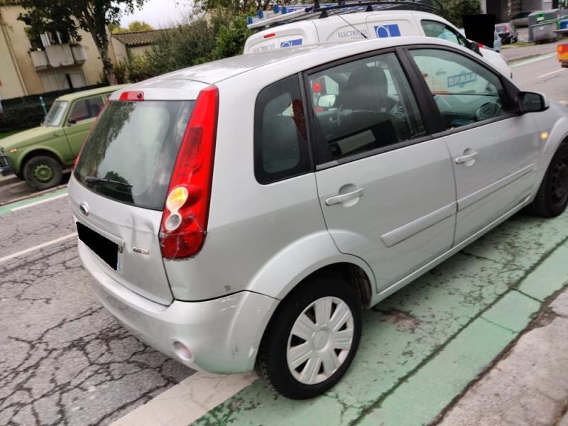 Radiateur eau FORD FIESTA 5 PHASE 1 Diesel - 1
