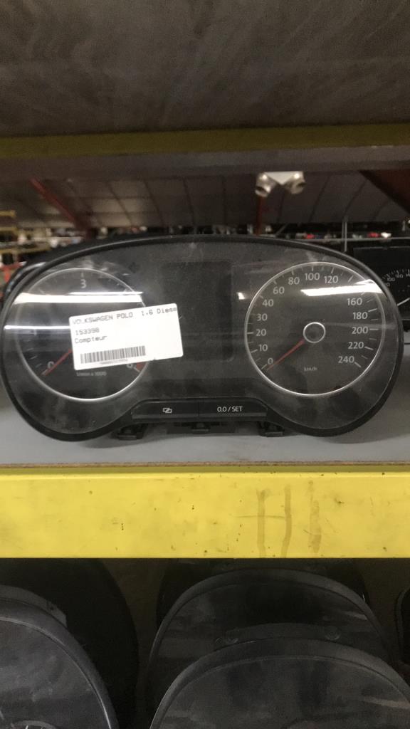 Compteur VOLKSWAGEN POLO 5 PHASE 1 Diesel - 1