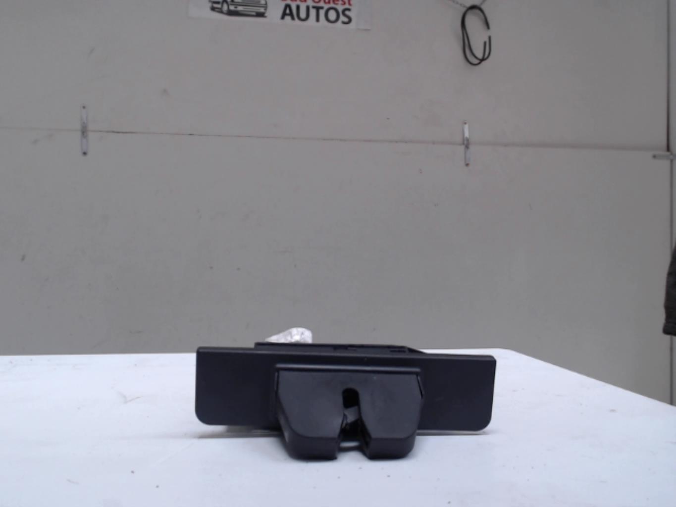 Serrure de coffre OPEL VECTRA C PHASE 1 Diesel - 1
