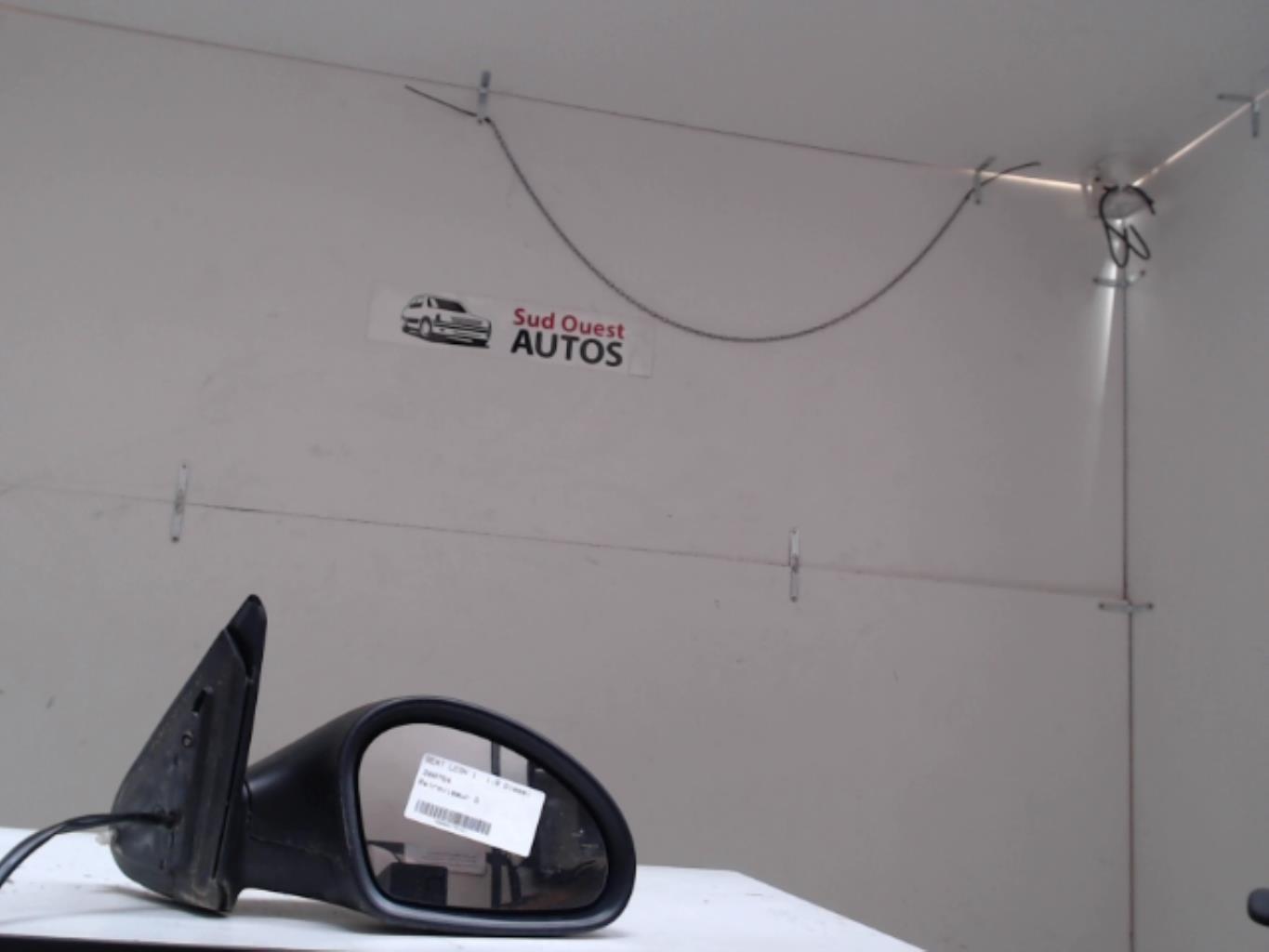 Retroviseur droit SEAT LEON 1 Diesel - 1