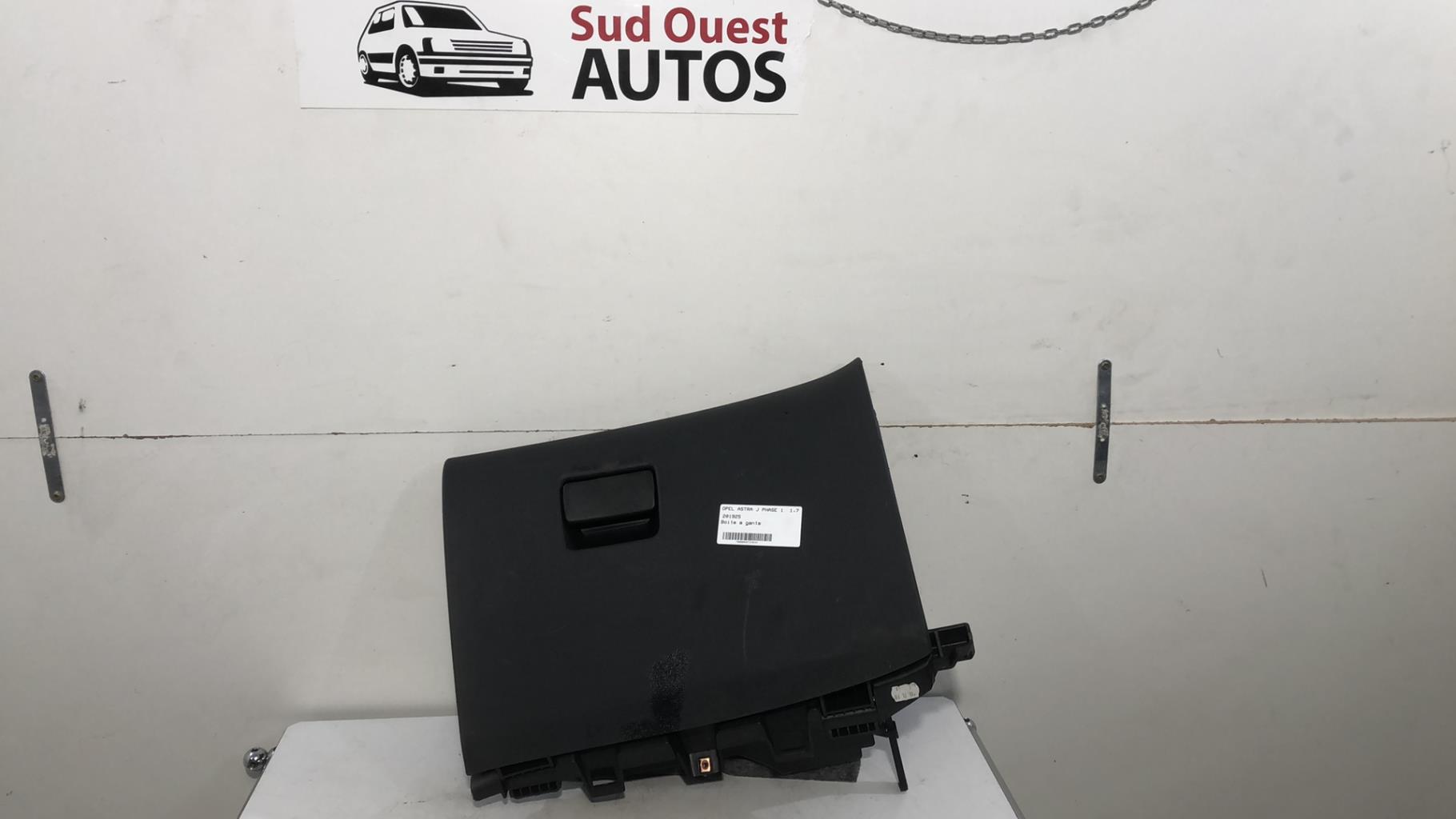 Boite a gants OPEL ASTRA J PHASE 1 Diesel - 1