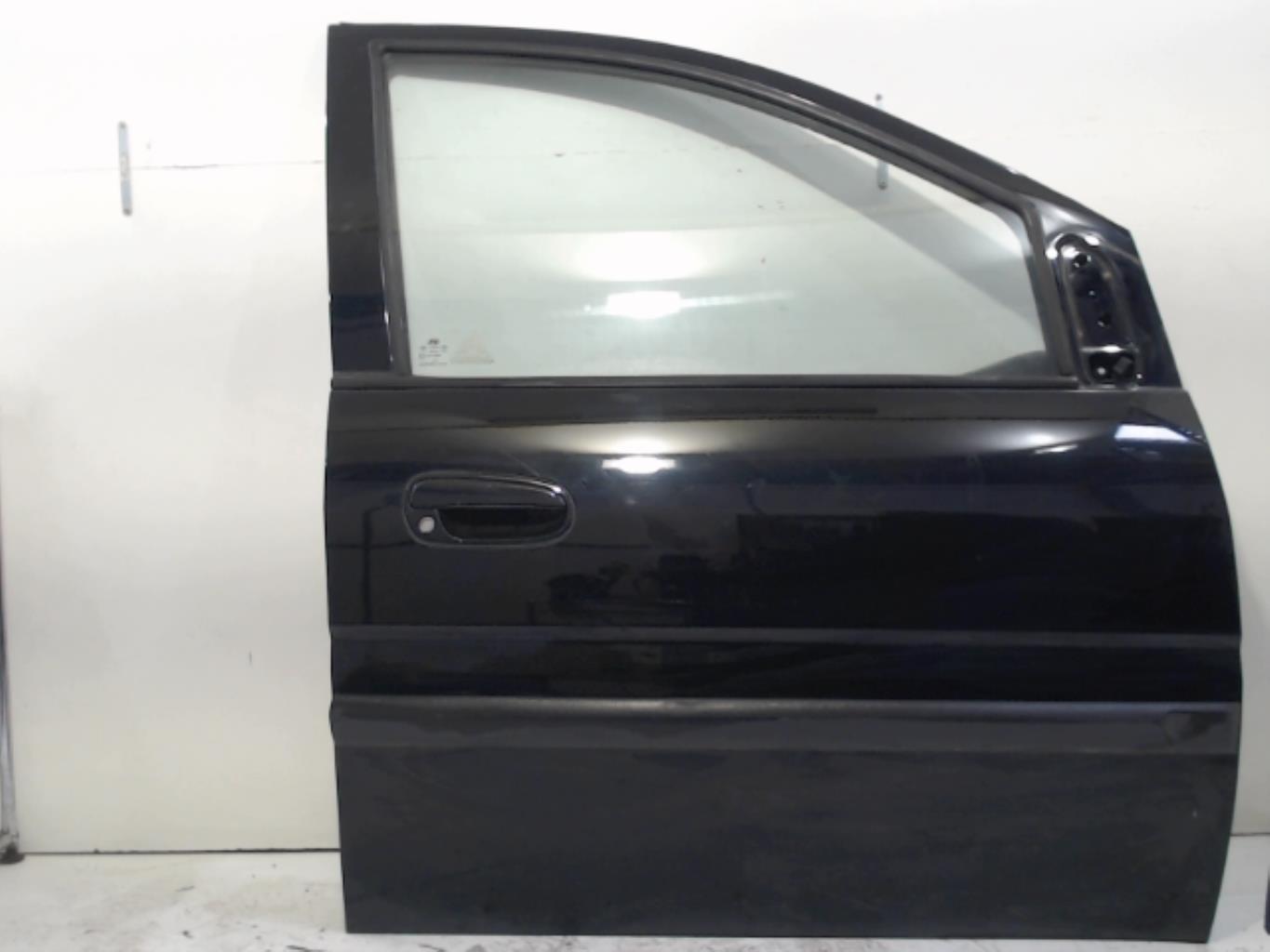 Porte avant droit HYUNDAI MATRIX PHASE 1 Diesel - 1