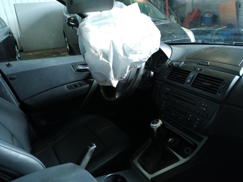 Vitre avant droit BMW X3 E83 PHASE 1 Diesel - 1