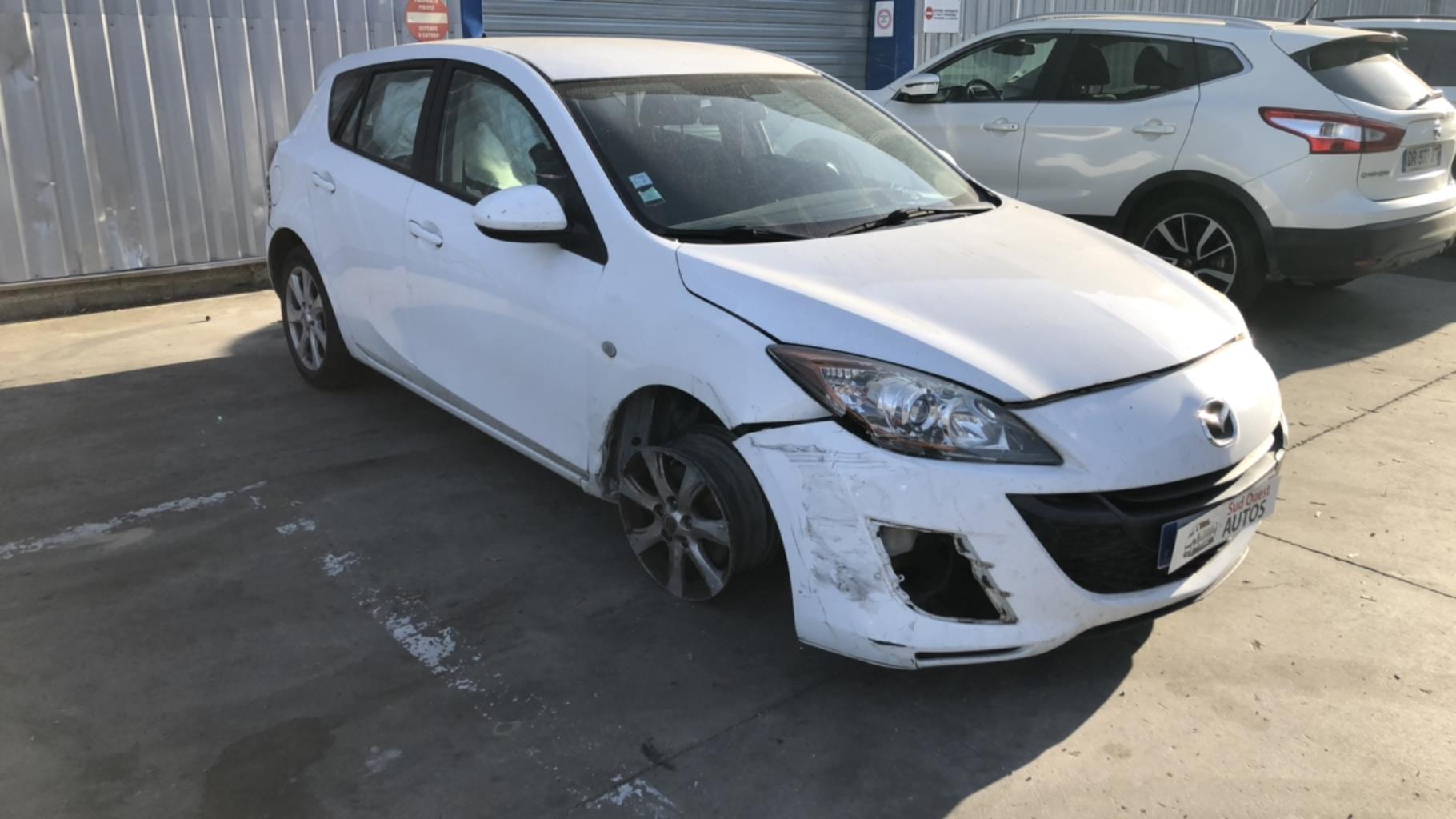 Moyeu avant gauche MAZDA 3 2 PHASE 1 Diesel - 1