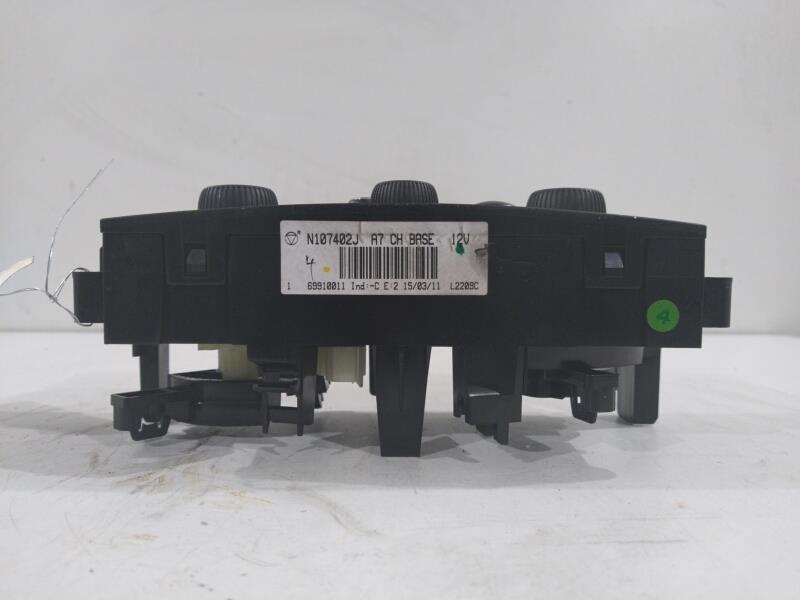 Commande chauffage PEUGEOT 207 PHASE 2 Essence - 1