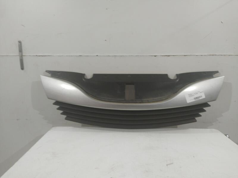 Calandre RENAULT LAGUNA 2 PHASE 1 BREAK Diesel - 1
