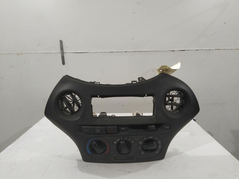 Commande chauffage TOYOTA YARIS 1 PHASE 2 Essence - 1