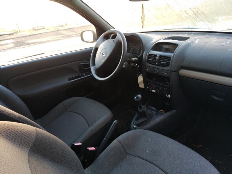 Moyeu avant gauche RENAULT CLIO 2 PHASE 2 Diesel - 1