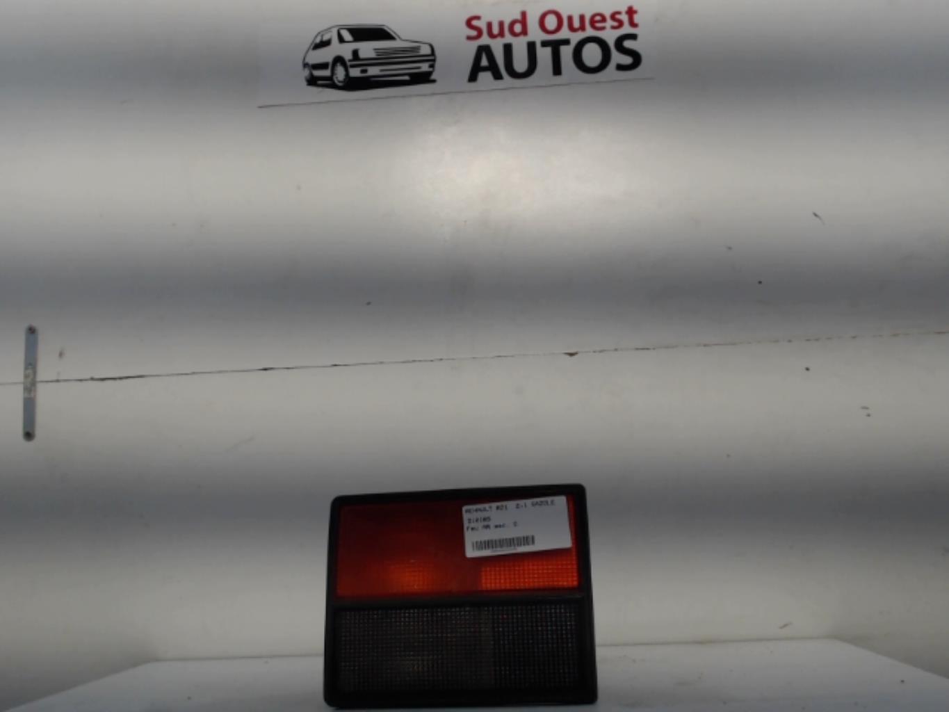 Feu arriere secondaire droit (feux) RENAULT R21 Diesel - 1