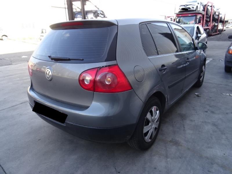 Cache moteur  VOLKSWAGEN GOLF 5 Diesel - 1