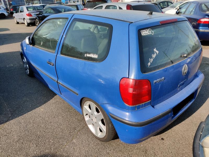 Pompe de direction VOLKSWAGEN POLO 3 PHASE 2 Essence - 1