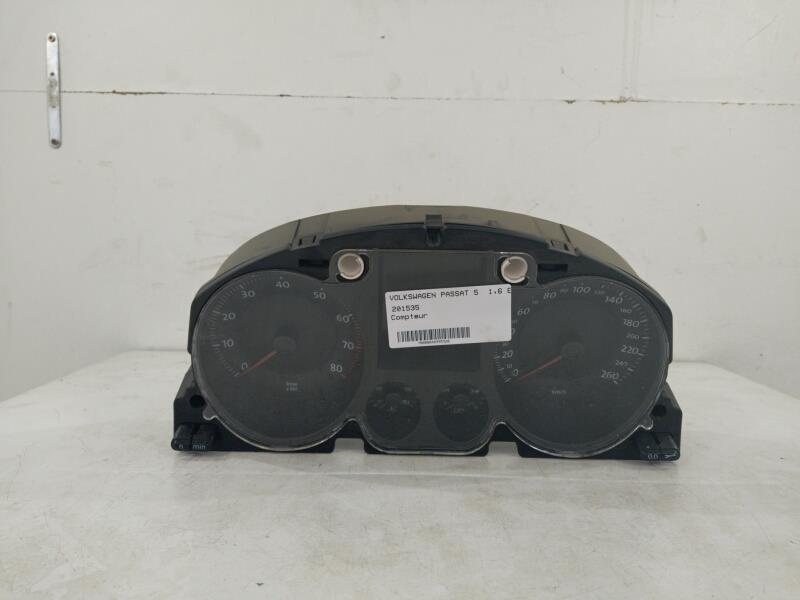 Compteur VOLKSWAGEN PASSAT 5 Essence - 1