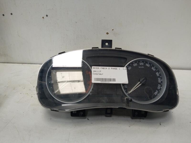 Compteur SKODA FABIA 2 PHASE 1 Essence - 1