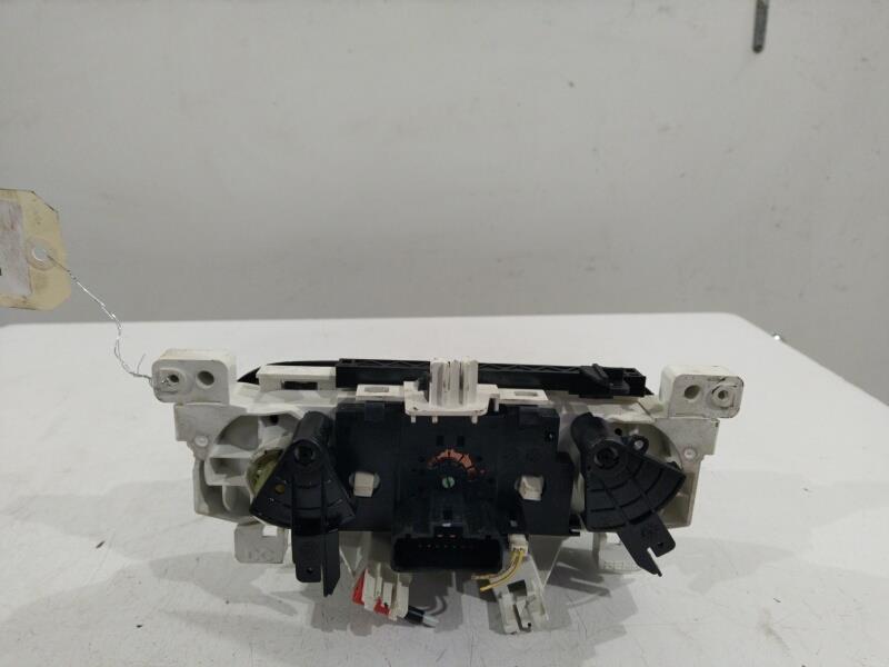 Commande chauffage RENAULT TWINGO 3 PHASE 1 Essence - 1