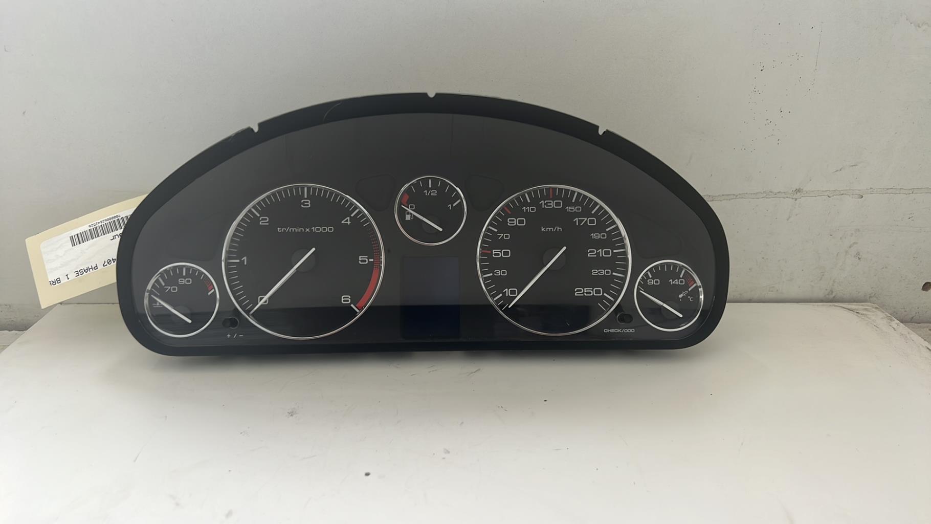Compteur PEUGEOT 407 PHASE 1 BREAK Diesel - 1