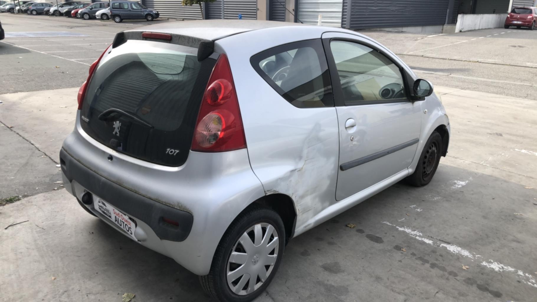 Radiateur eau PEUGEOT 107 PHASE 1 Essence - 1