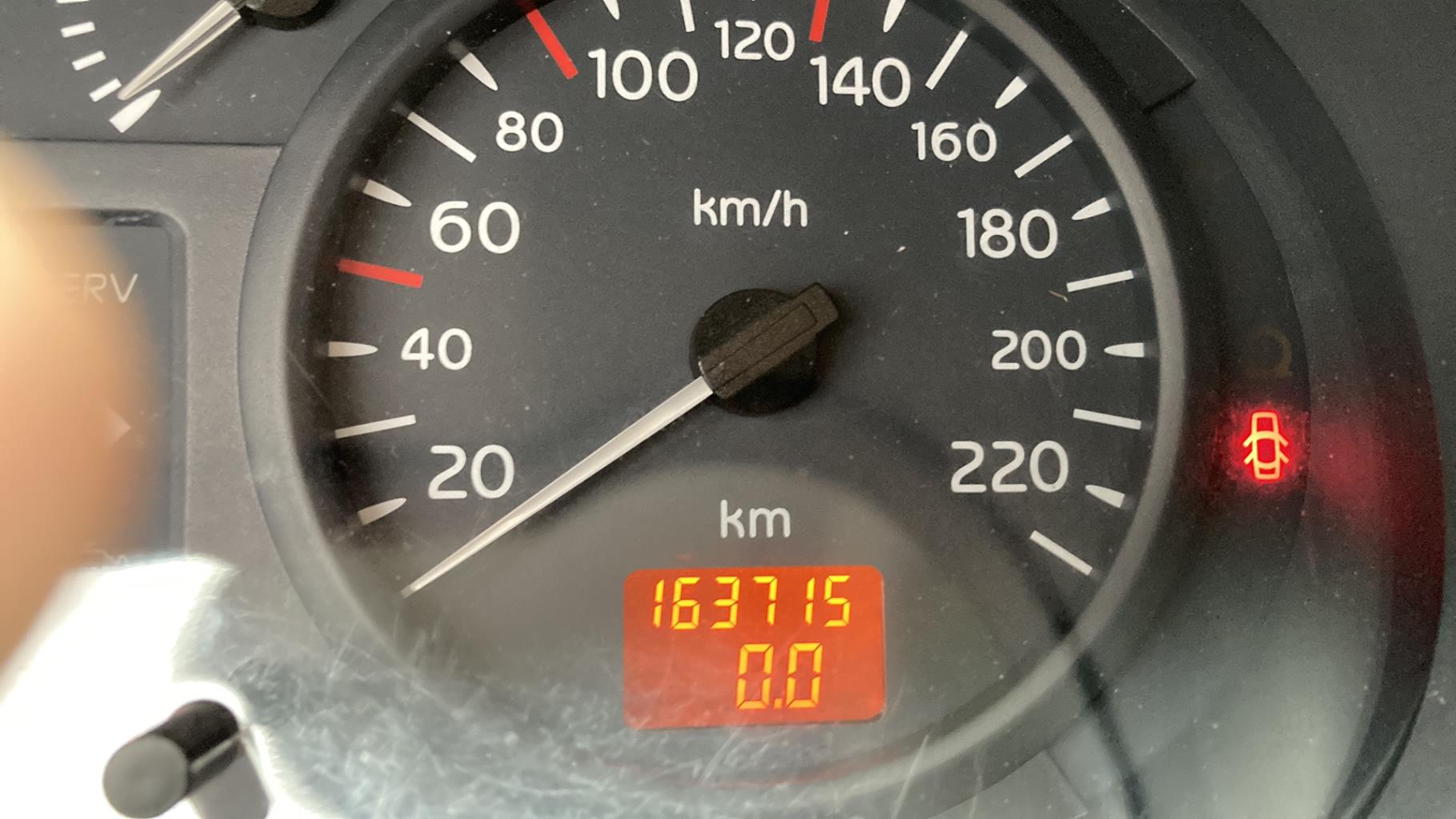 Moyeu avant droit RENAULT CLIO 2 PHASE 2 Essence - 1