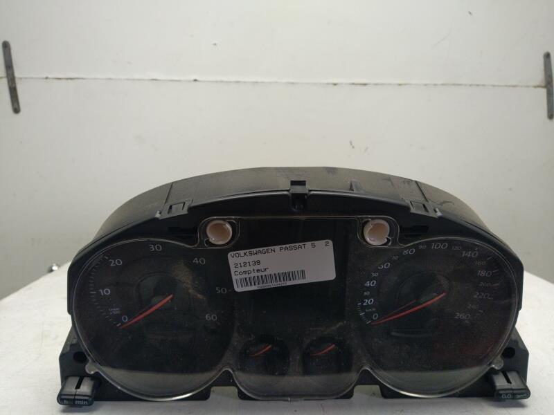 Compteur VOLKSWAGEN PASSAT 5 BREAK Diesel - 1