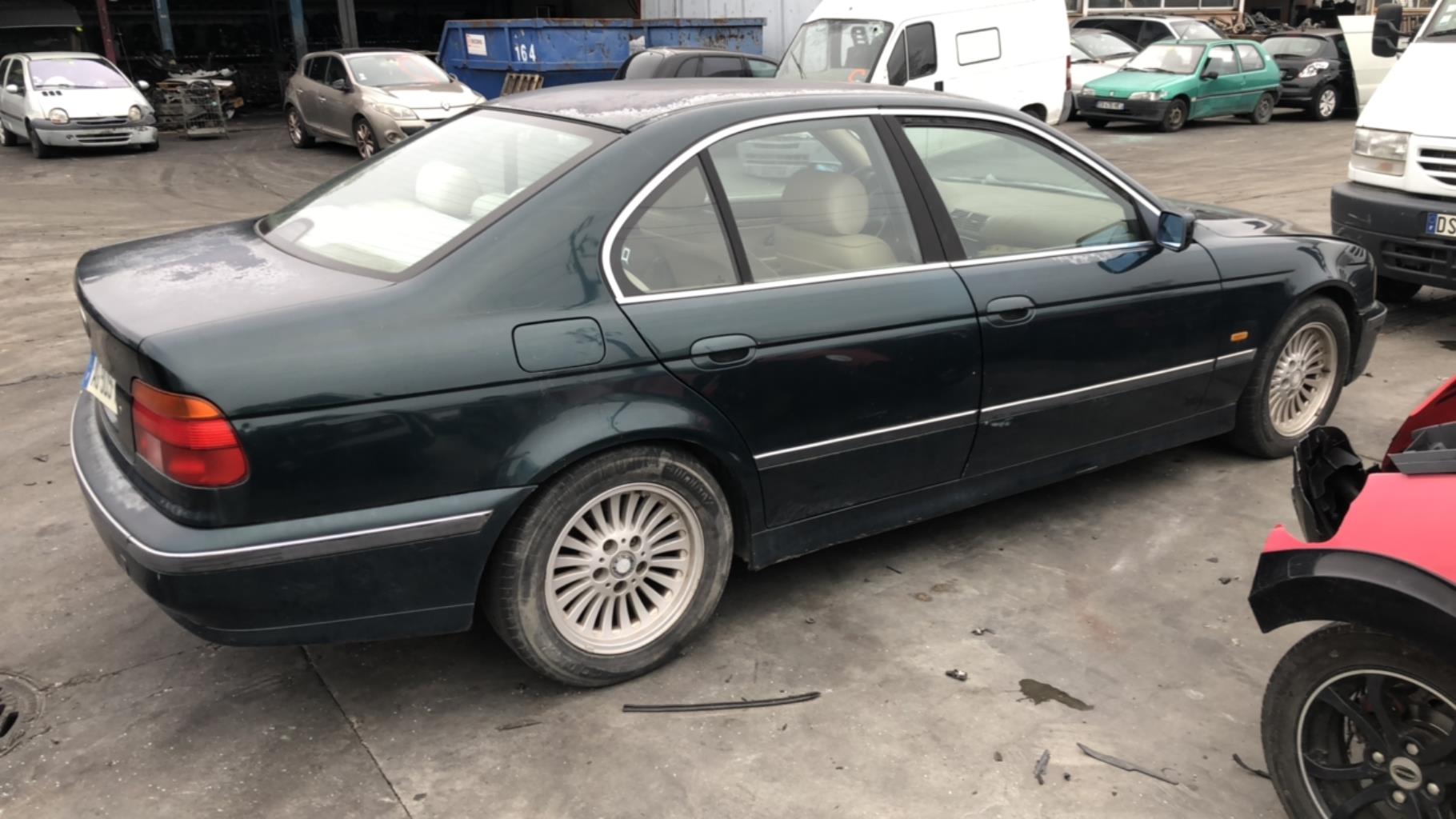Vase de lave glace BMW SERIE 5 E39 PHASE 1 Diesel - 1