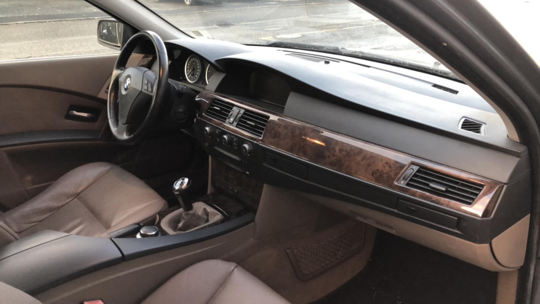 Moteur BMW SERIE 5 E61 TOURING PHASE 1 BREAK Diesel - 1