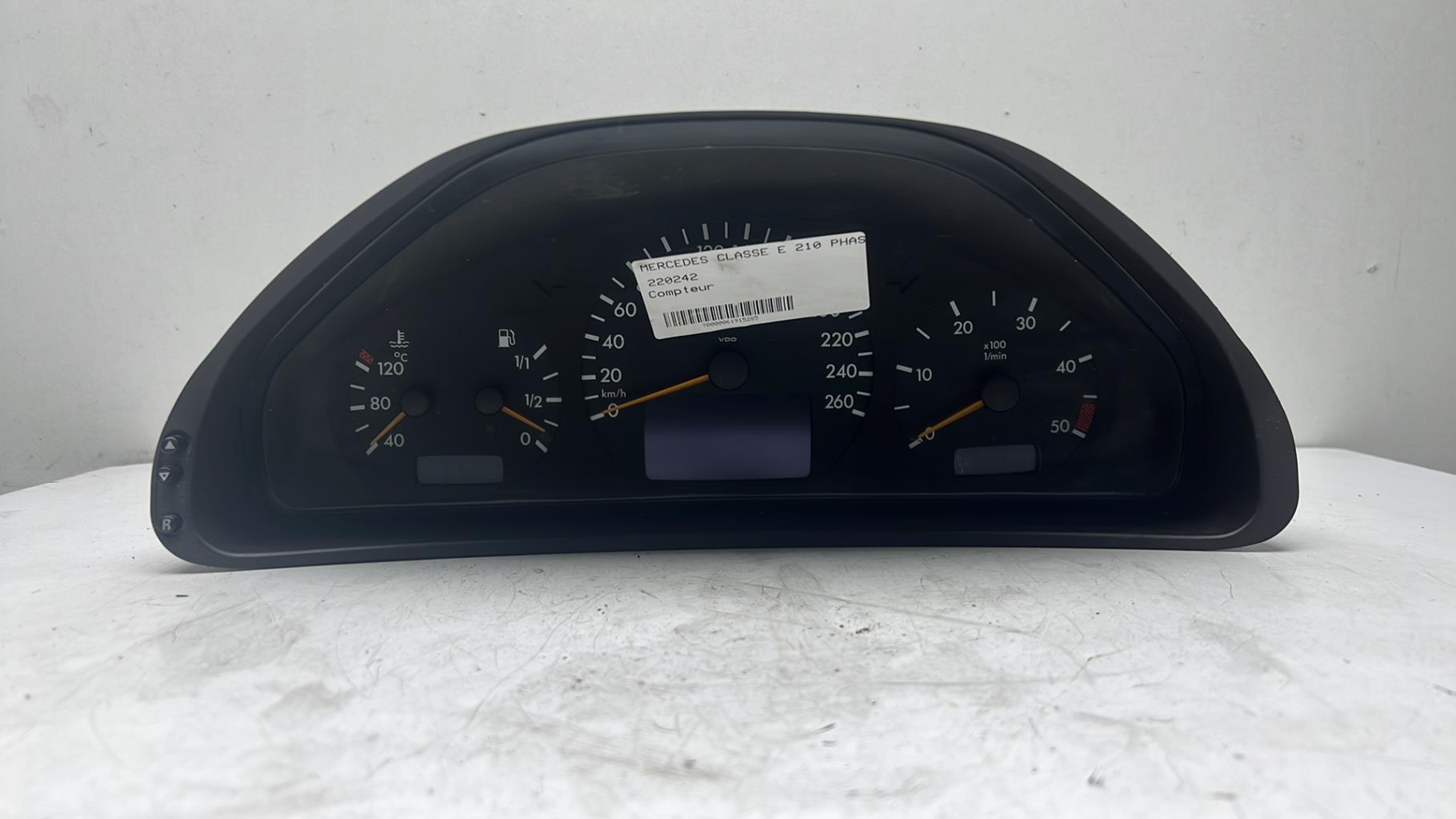 Compteur MERCEDES CLASSE E 210 PHASE 2 Diesel - 1