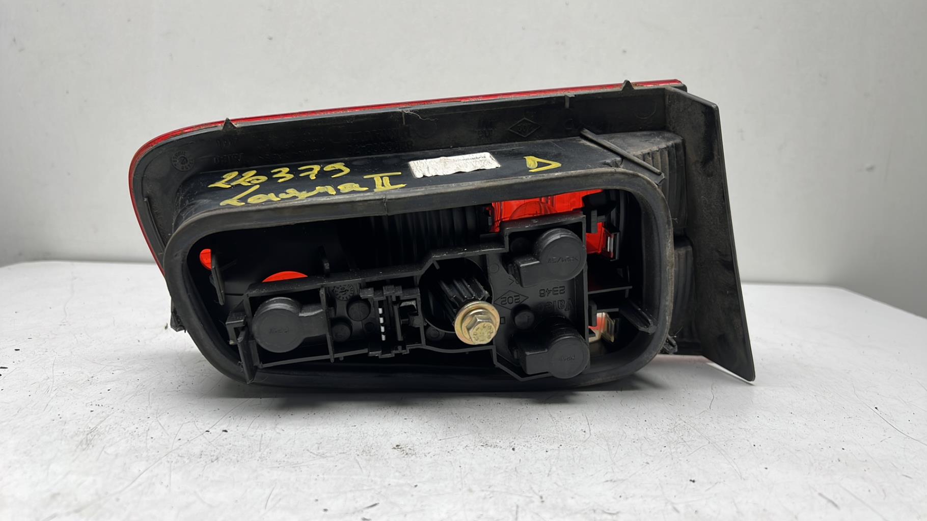 Feu arriere secondaire droit (feux) RENAULT LAGUNA 2 PHASE 1 Diesel - 1