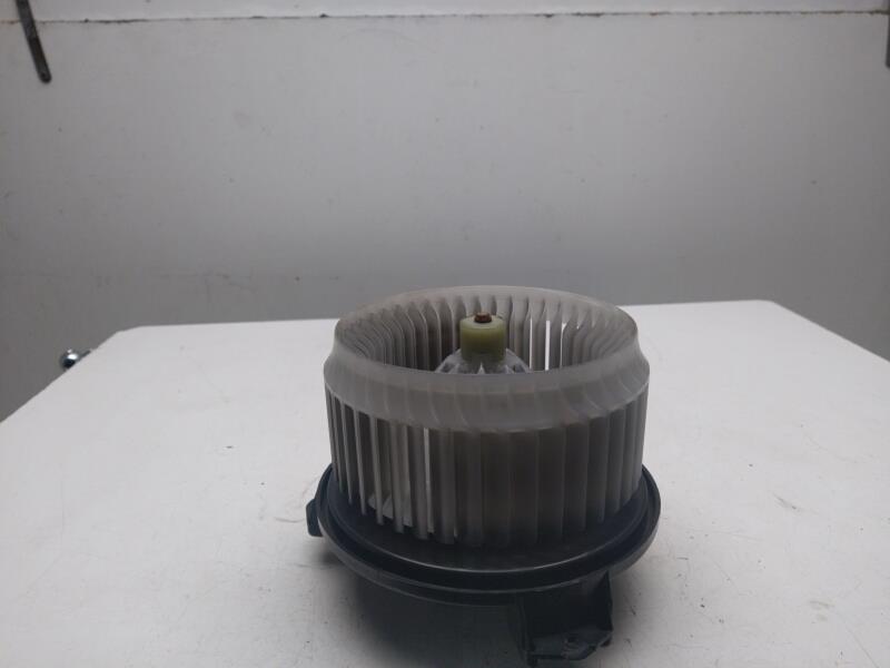 Pulseur d'air TOYOTA YARIS 3 PHASE 1 Essence - 1