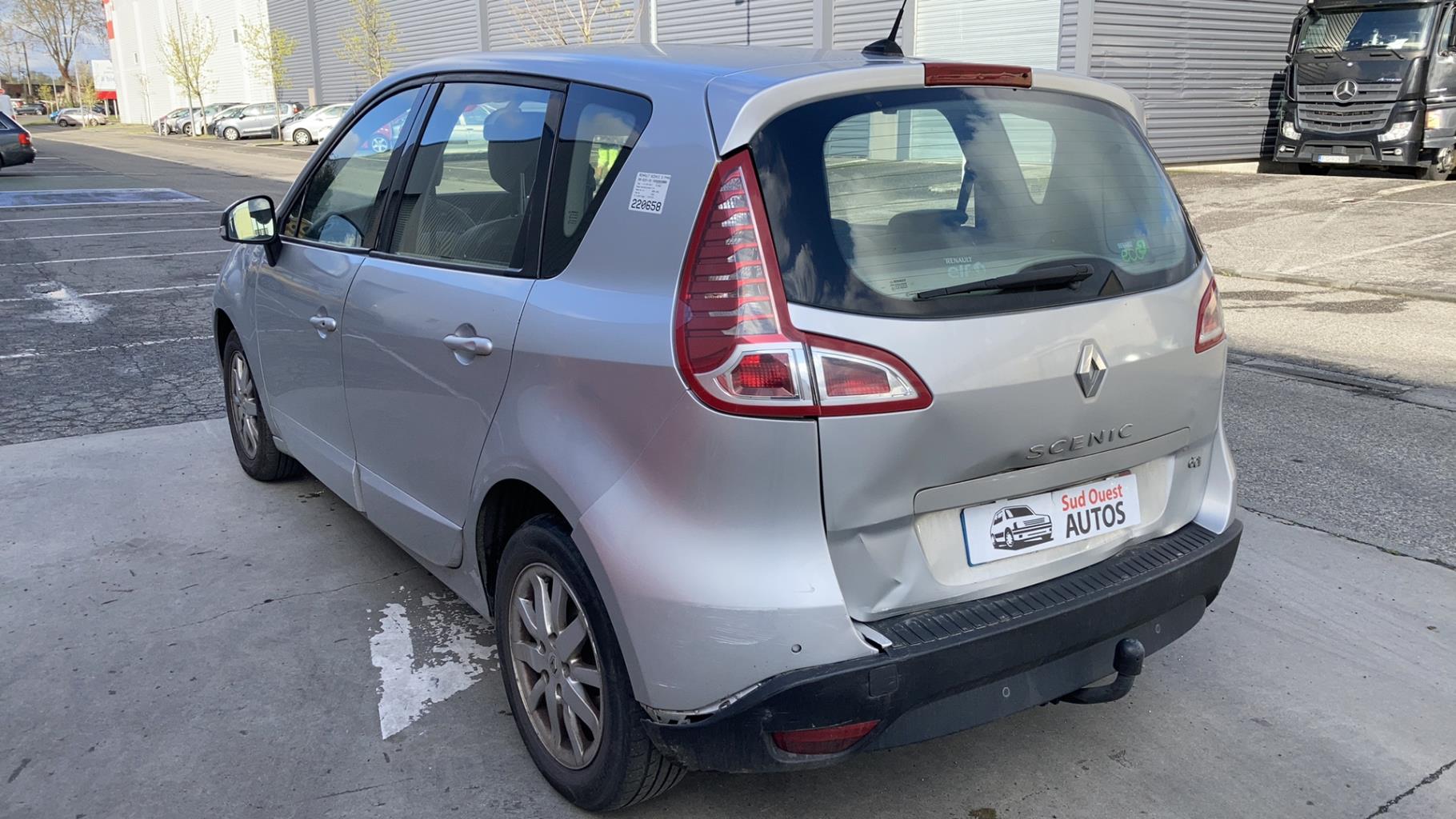 Vanne EGR RENAULT SCENIC 3 PHASE 1 Diesel - 1