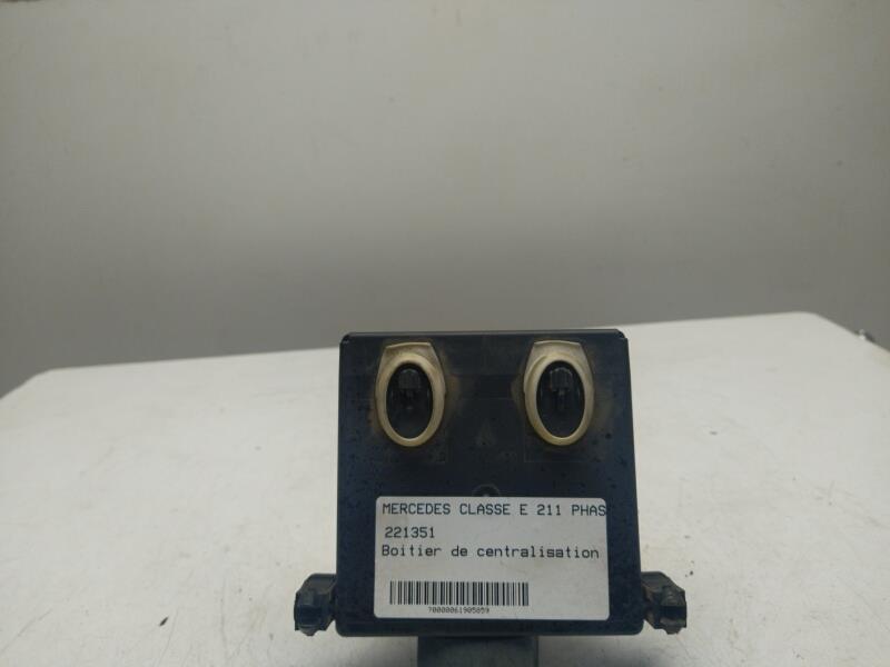 Boitier de centralisation MERCEDES CLASSE E 211 PHASE 1 Diesel - 1