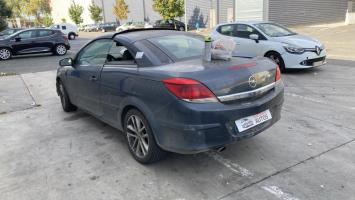 Moyeu avant gauche