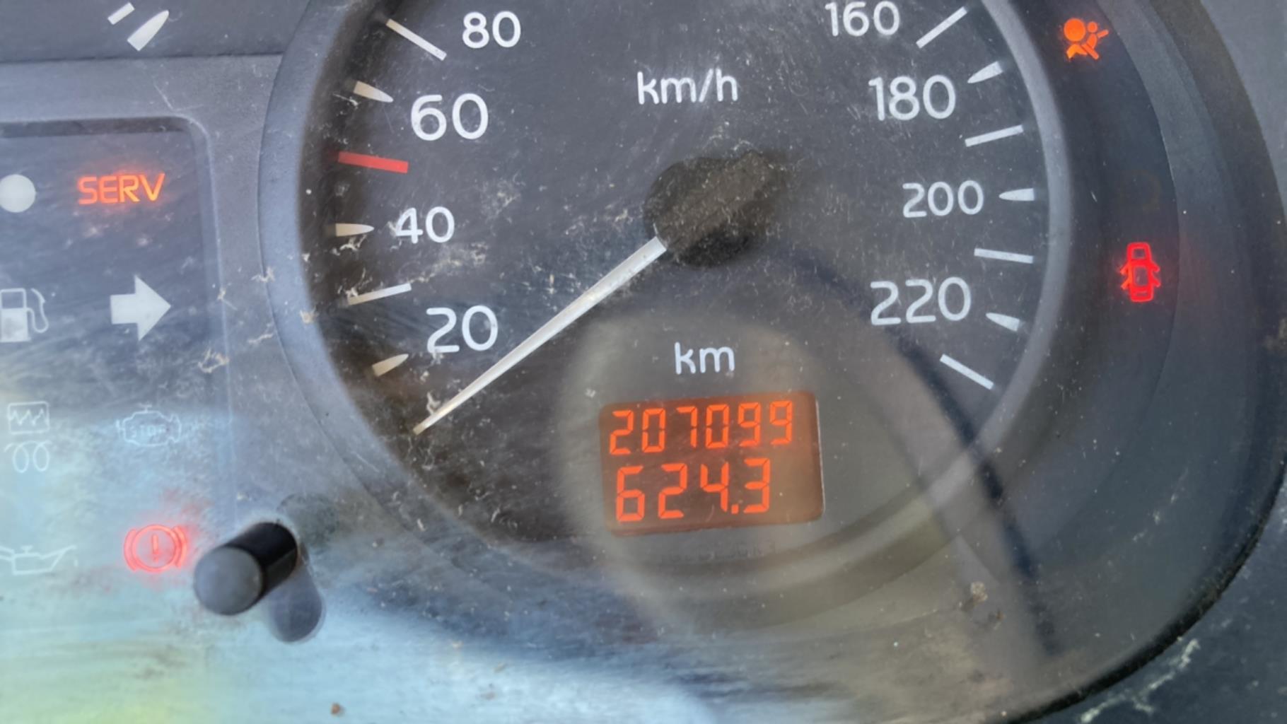 Vitre avant droit RENAULT CLIO 2 PHASE 2 Essence - 1