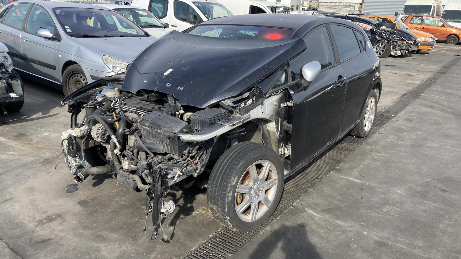Vitre avant droit SEAT LEON 2 PHASE 1 Diesel - 1
