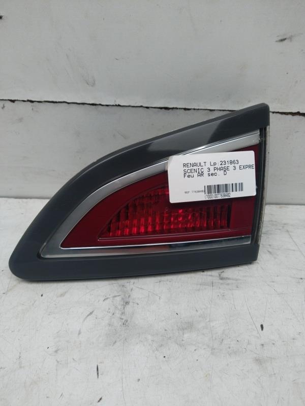 Feu arriere secondaire droit (feux) RENAULT SCENIC 3 PHASE 3 Diesel - 1