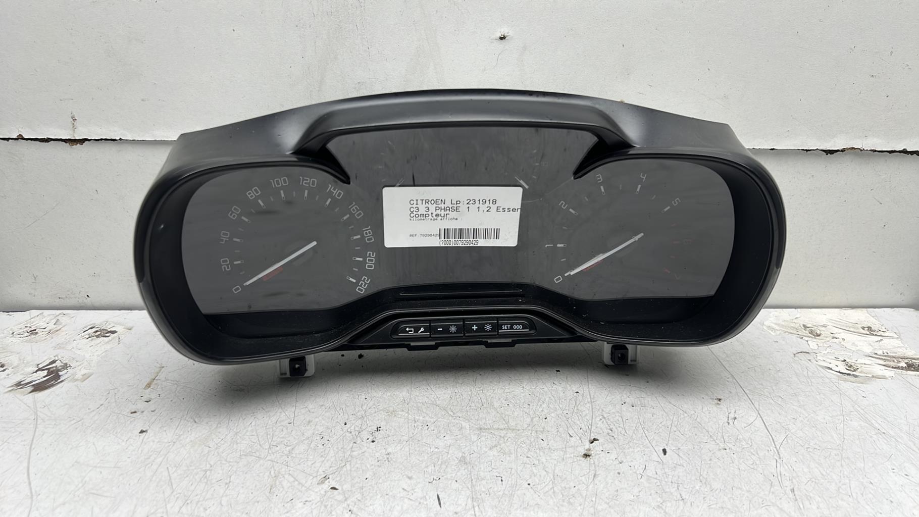 Compteur CITROEN C3 3 PHASE 1 Essence - 1