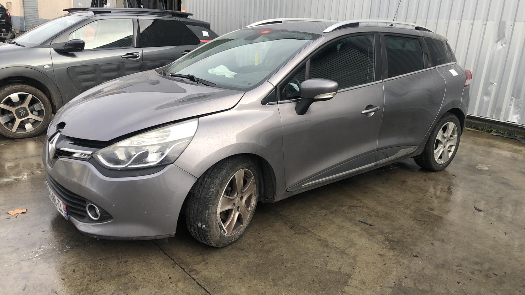 Triangle avant gauche RENAULT CLIO 4 PHASE 1 BREAK Diesel - 1