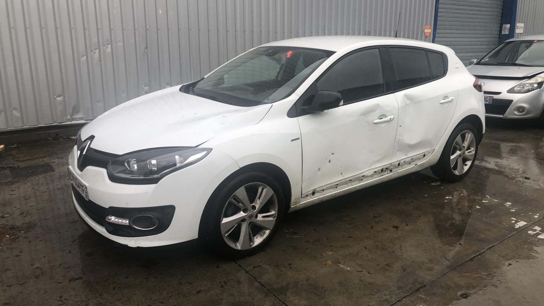 Moyeu avant droit RENAULT MEGANE 3 PHASE 3 Diesel - 1