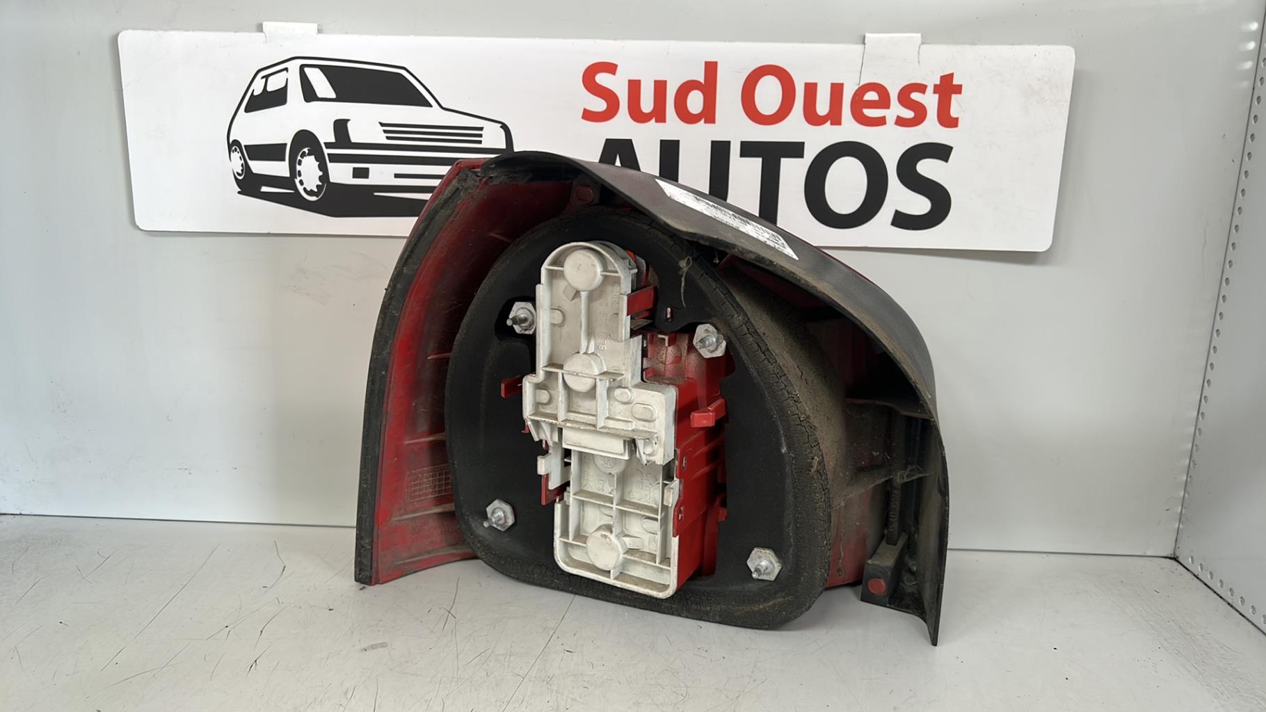 Feu arriere principal droit (feux) AUDI A3 1 PHASE 1 Diesel - 1