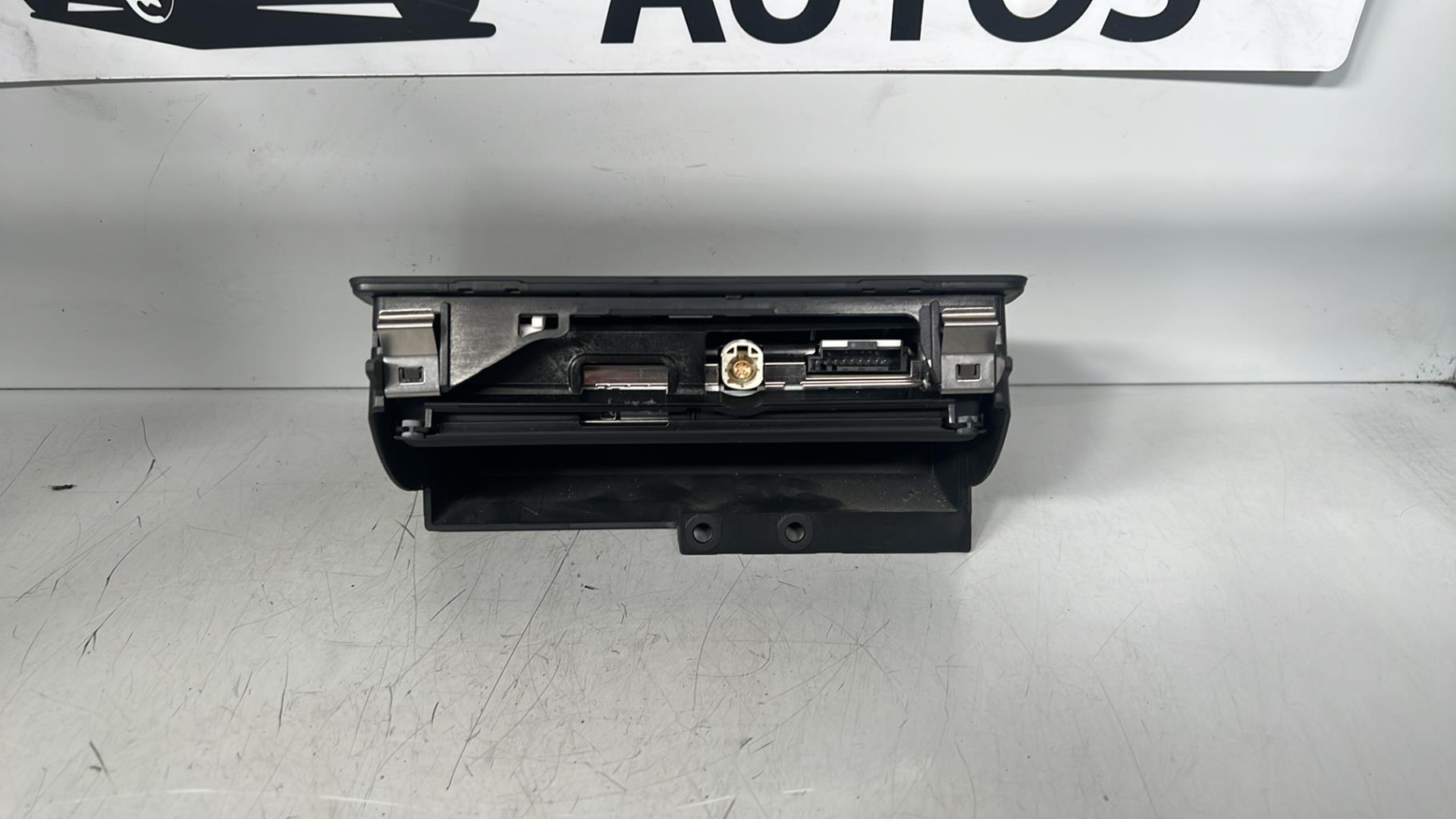 Ecran GPS AUDI A1 1 PHASE 1 Diesel - 1