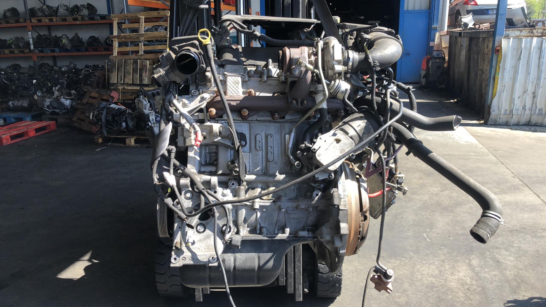 Moteur FORD FIESTA 5 PHASE 2 Diesel - 1