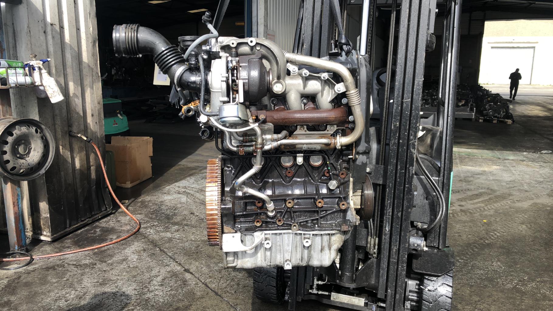 Moteur RENAULT SCENIC 2 PHASE 2 Diesel - 1