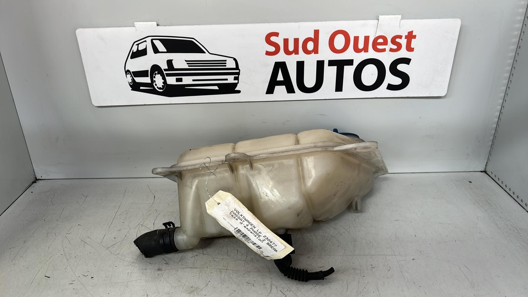 Vase d'expansion VOLKSWAGEN PASSAT 4 PHASE 2 BREAK Diesel - 1