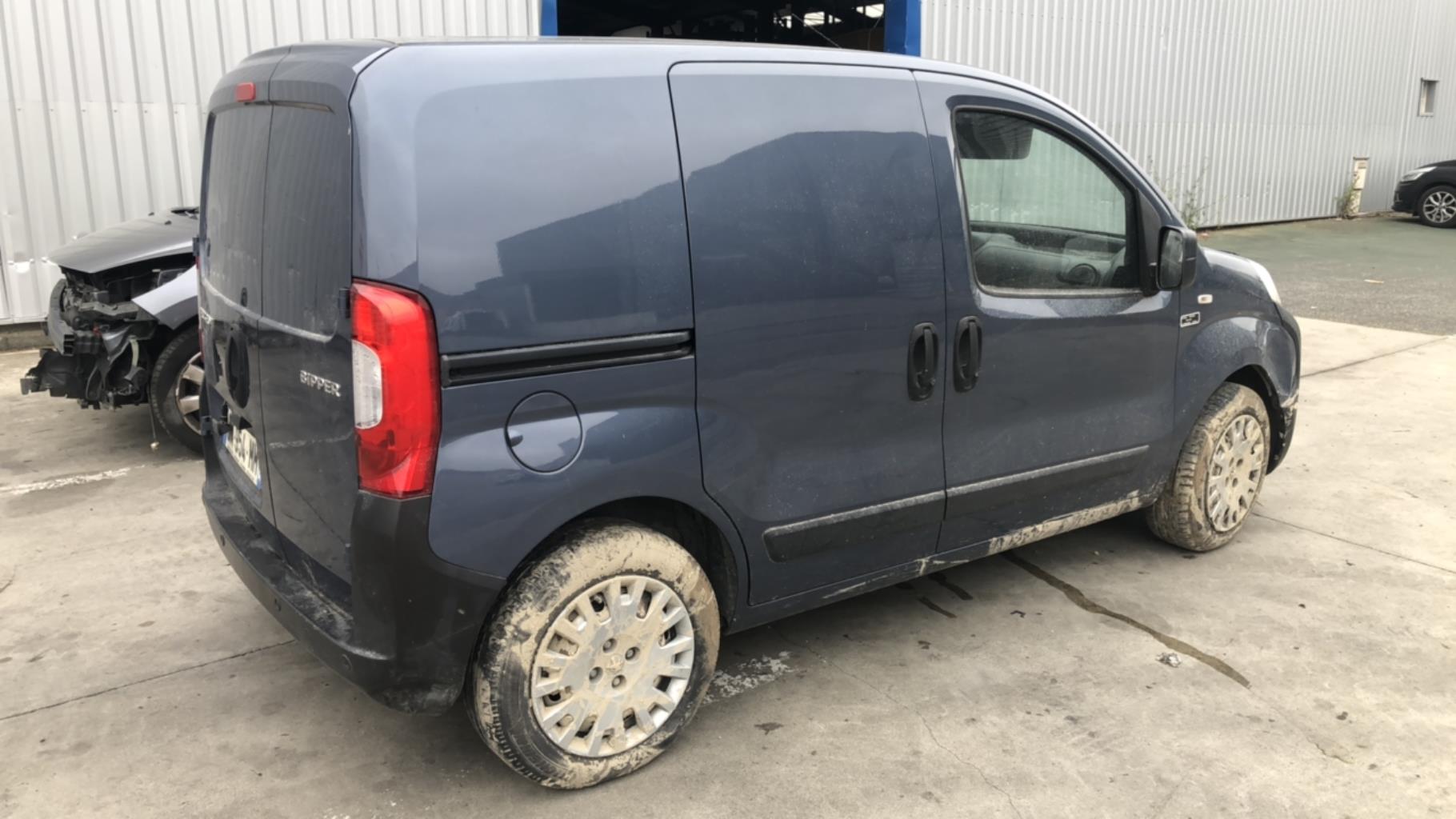 Triangle avant droit PEUGEOT BIPPER Diesel - 1