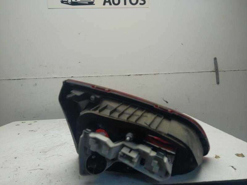 Feu arriere secondaire droit (feux) VOLKSWAGEN GOLF 7 PHASE 1 Diesel - 1