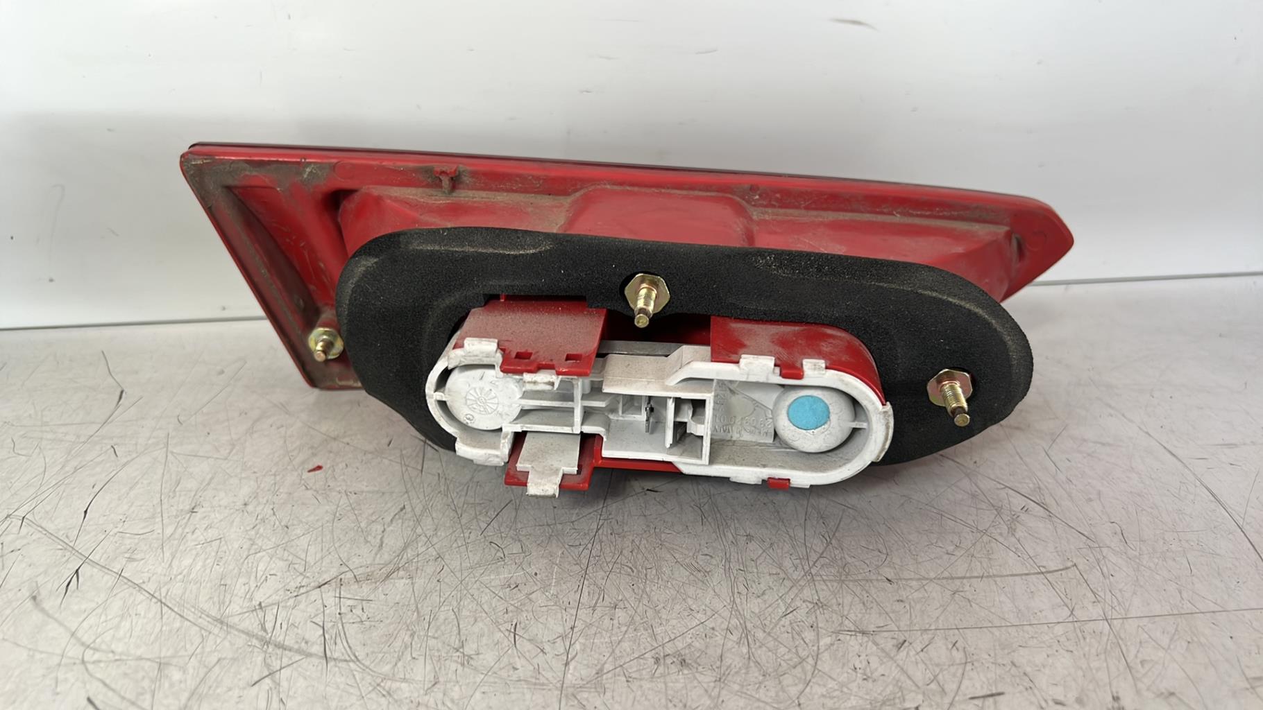 Feu arriere secondaire droit (feux) ALFA ROMEO 156 PHASE 1 Essence - 1