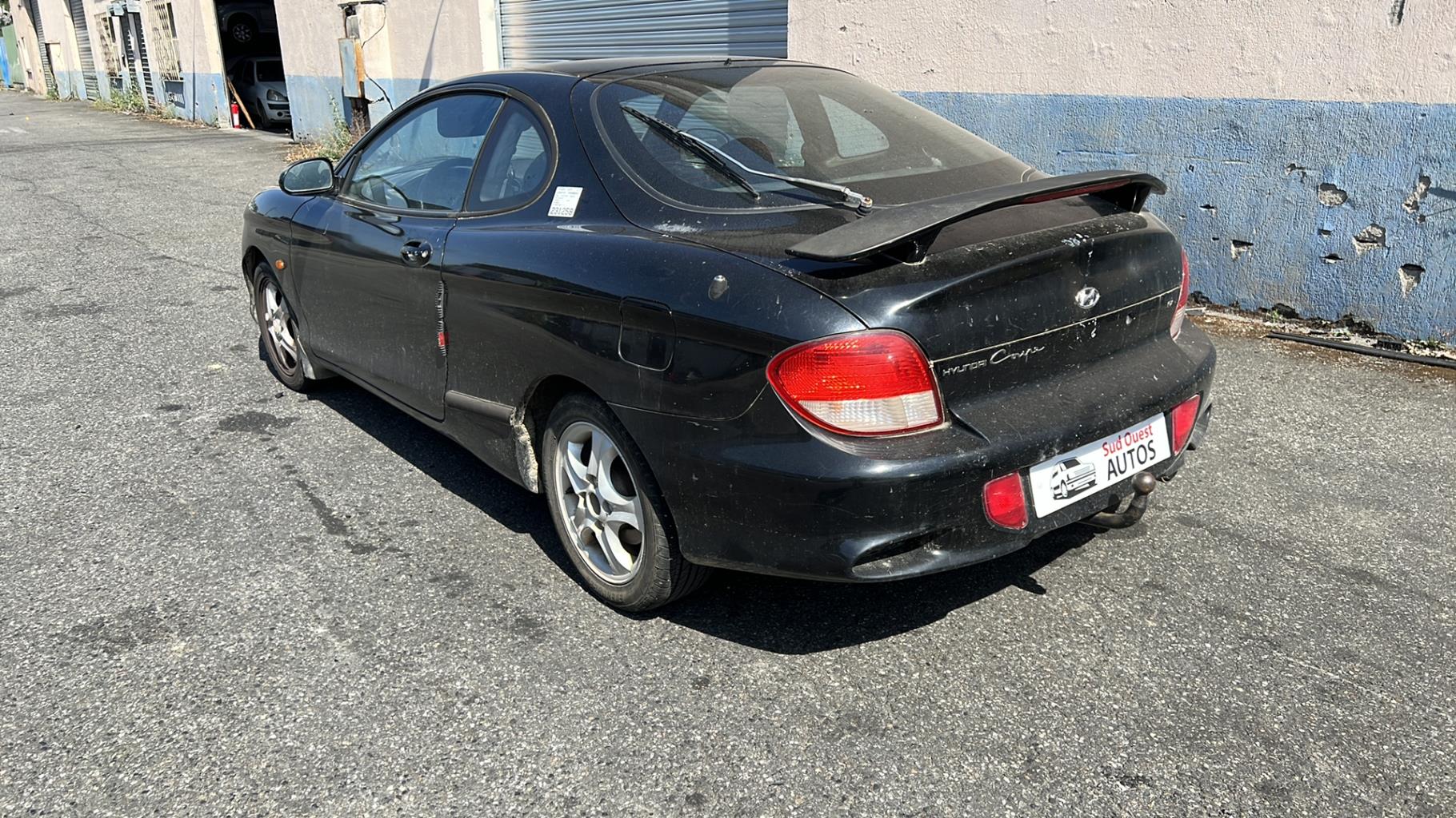 Vitre avant droit HYUNDAI COUPE 1 Essence - 1