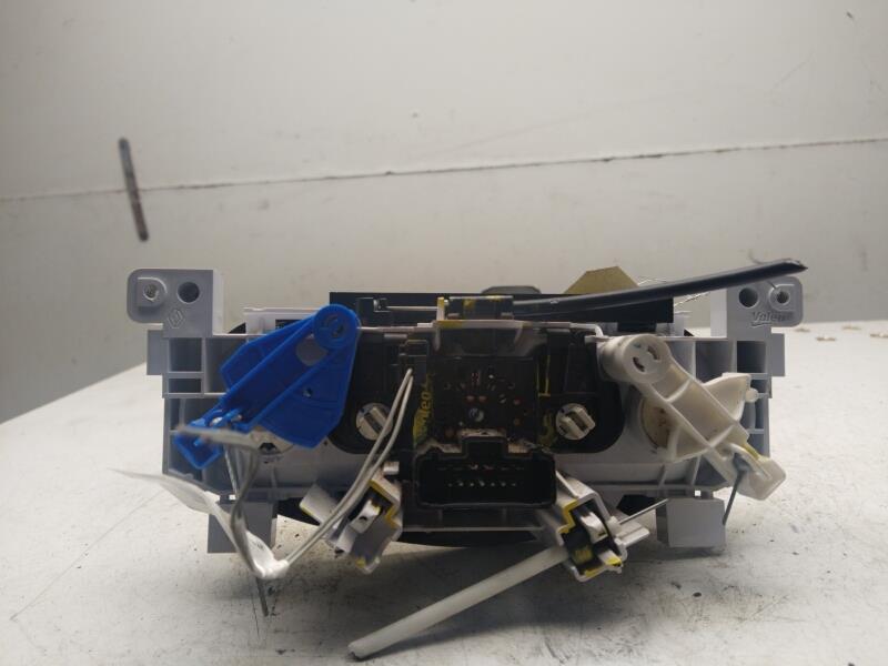 Commande chauffage DACIA DUSTER 1 PHASE 2 Diesel - 1